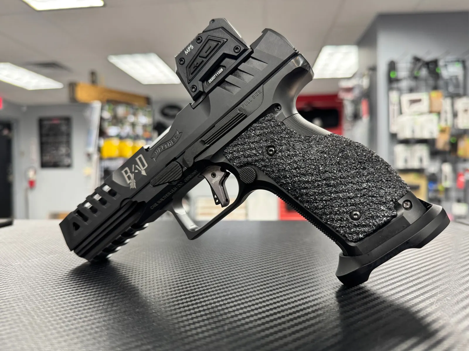 Pistol slide milled for an RMR red dot